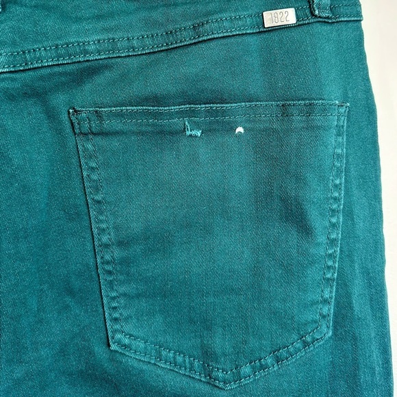 NEW 1822 Denim Women’s High-Rise Straight Leg Jeans Green Spruce Size 10/30 - Picture 8 of 10